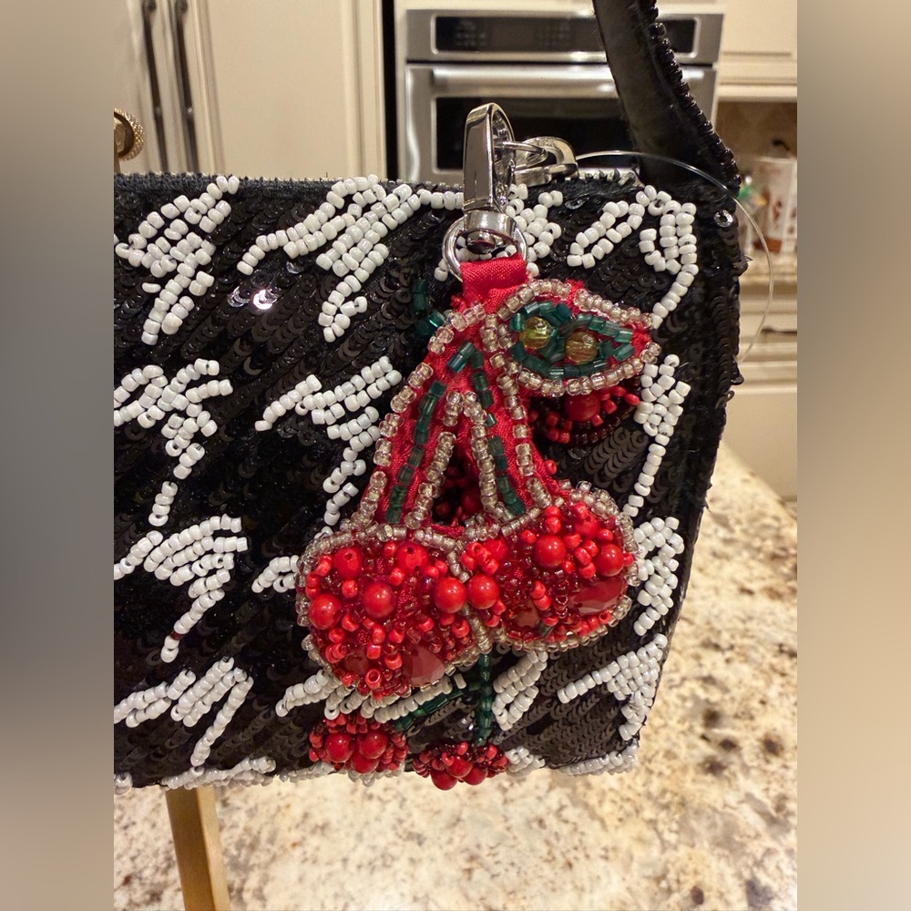 Beaded Black & White Houndstooth Shoulder bag with Red Cherry Embellishments - Picture 2 of 6